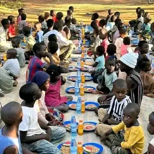 Chairty Foundation Uganda (10)