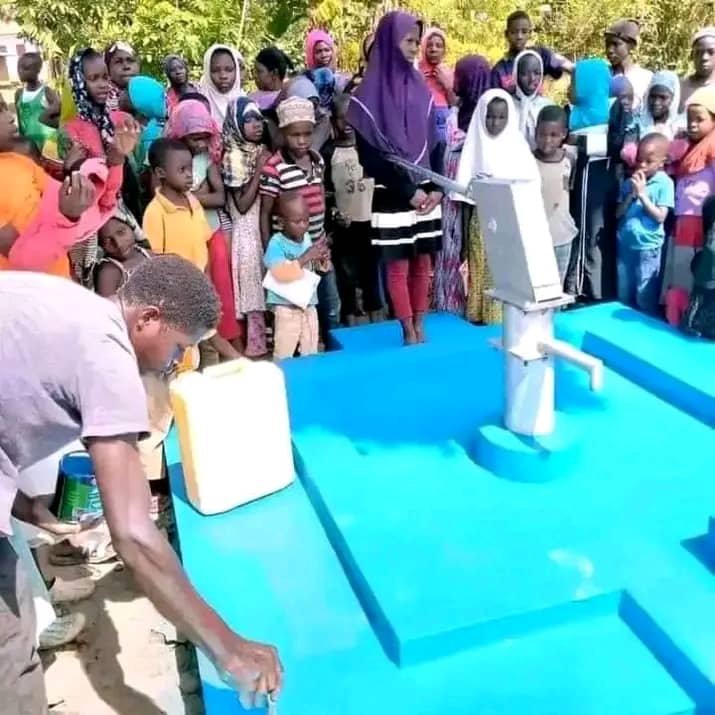 Chairty Foundation Uganda (4)